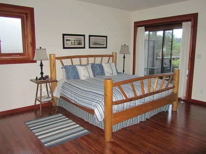 Arbutus Cove Guesthouse British Columbia Canada