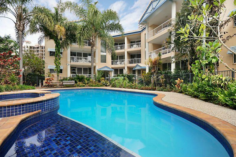 SURFERS BEACH HOLIDAY APARTMENTS - Updated 2023 Prices