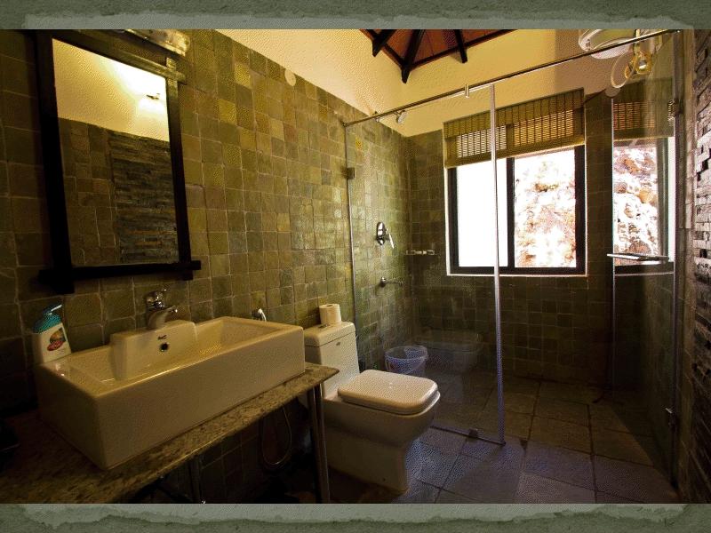 Hotel photo 10 of Serene Woods.