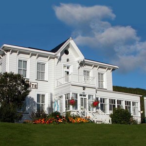 Facade (1)