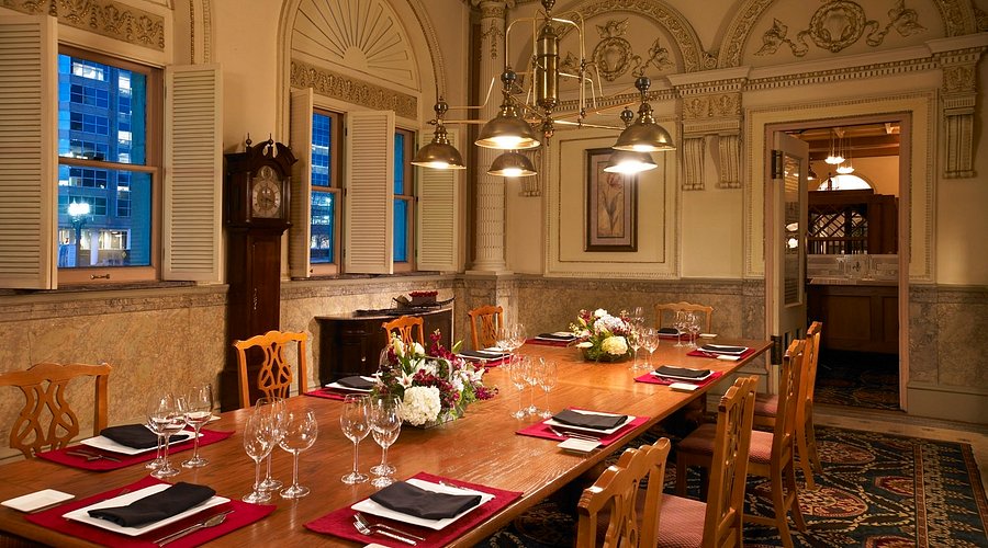 The Station Grille - Union Station a DoubleTree by Hilton