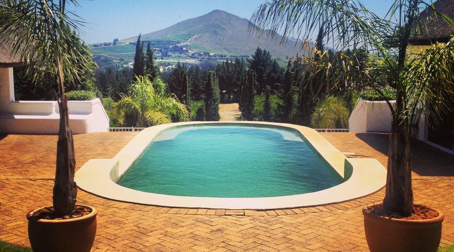                   The perfect setting
                