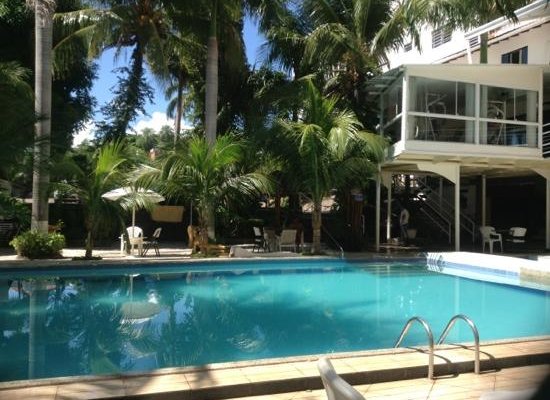                   la piscina!
                