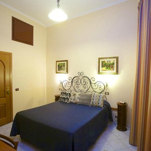 Nicolas Inn, hotel in Rome