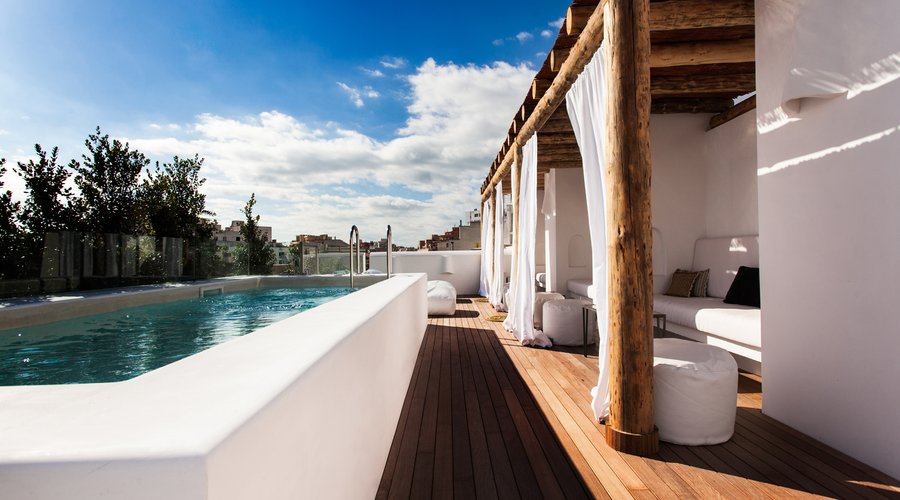 Roof terrace with pool