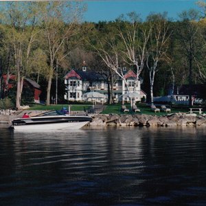 Little Harbor Inn