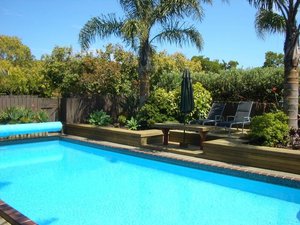 Pool & Beach