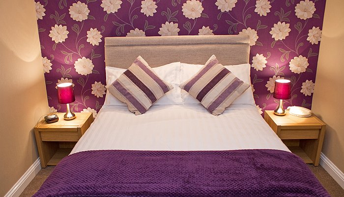 Downstairs Double Room 7