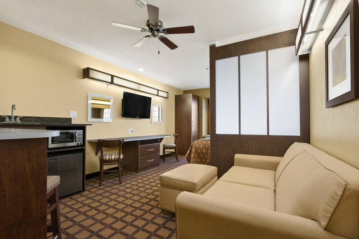 MICROTEL INN & SUITES BY WYNDHAM ROUND ROCK - Prices & Motel Reviews (TX)