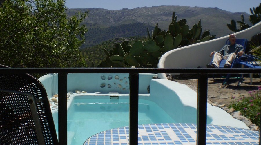 Relax pool