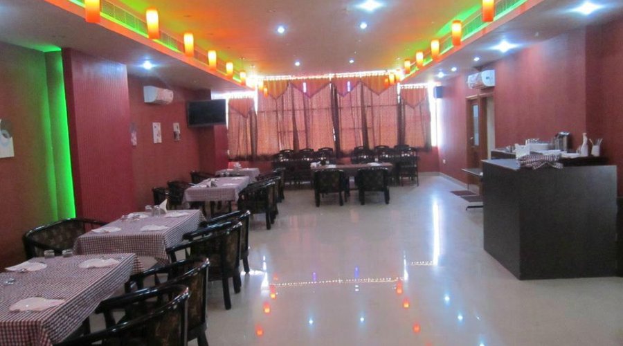 Royal Rasoi- multi-cuisine family restaurant