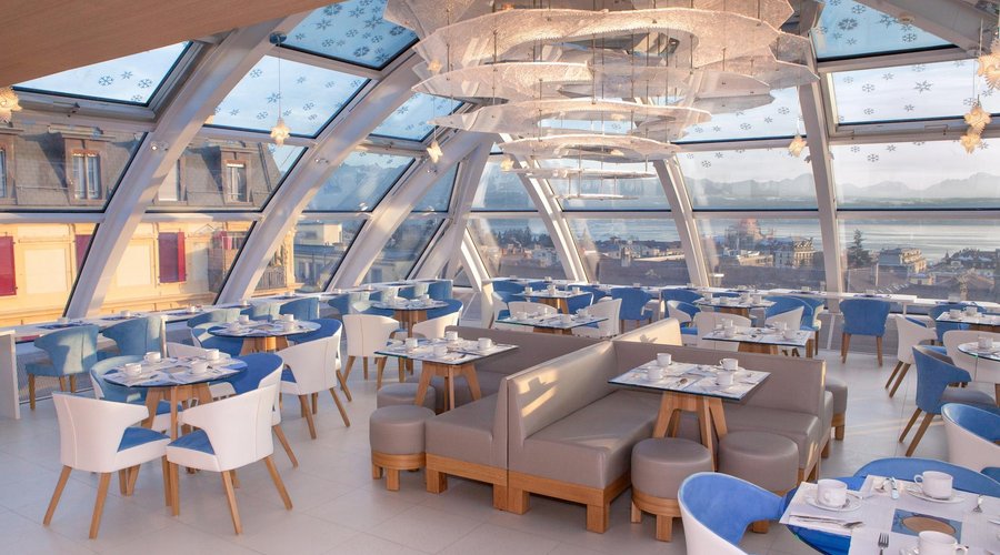 Breakfast room