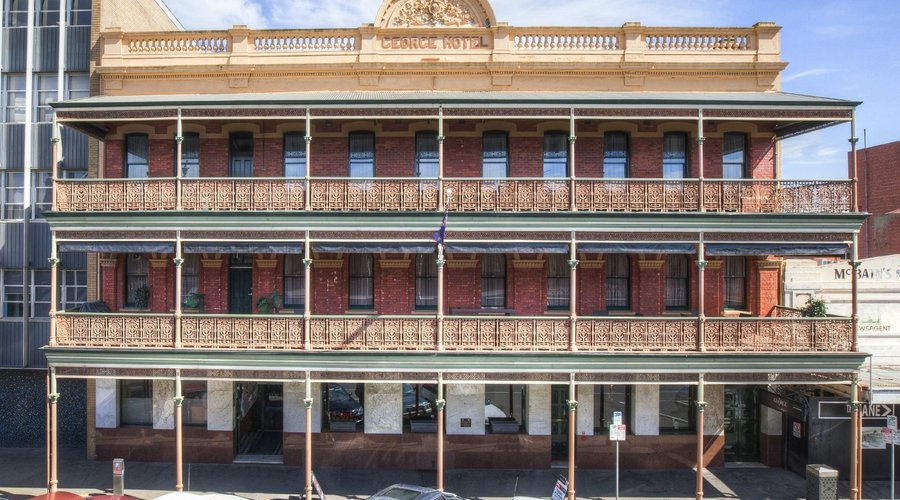 George Hotel Exterior