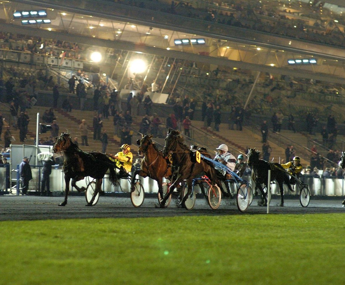 Vincennes Hippodrome De Paris.html