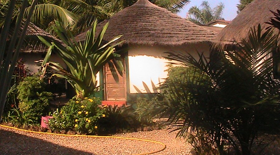 um bengalow do hotel casa dora