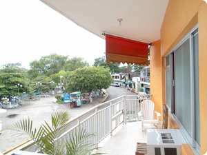 Piscina y playa