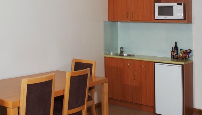 Executive Queen/King Room Kitchenette
