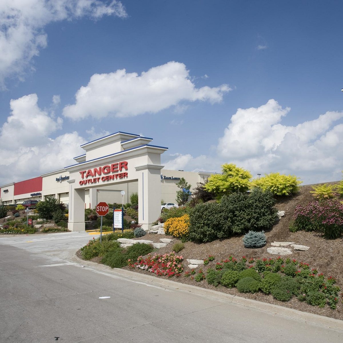 Tanger Outlets, Branson - Here's an uplifting offer from