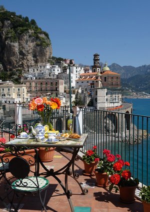 EVA ROOMS - B&B Reviews (Atrani, Italy)