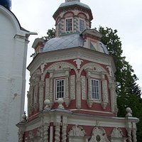 Часовня Пятницкого колодца (Надкладезная Церковь)