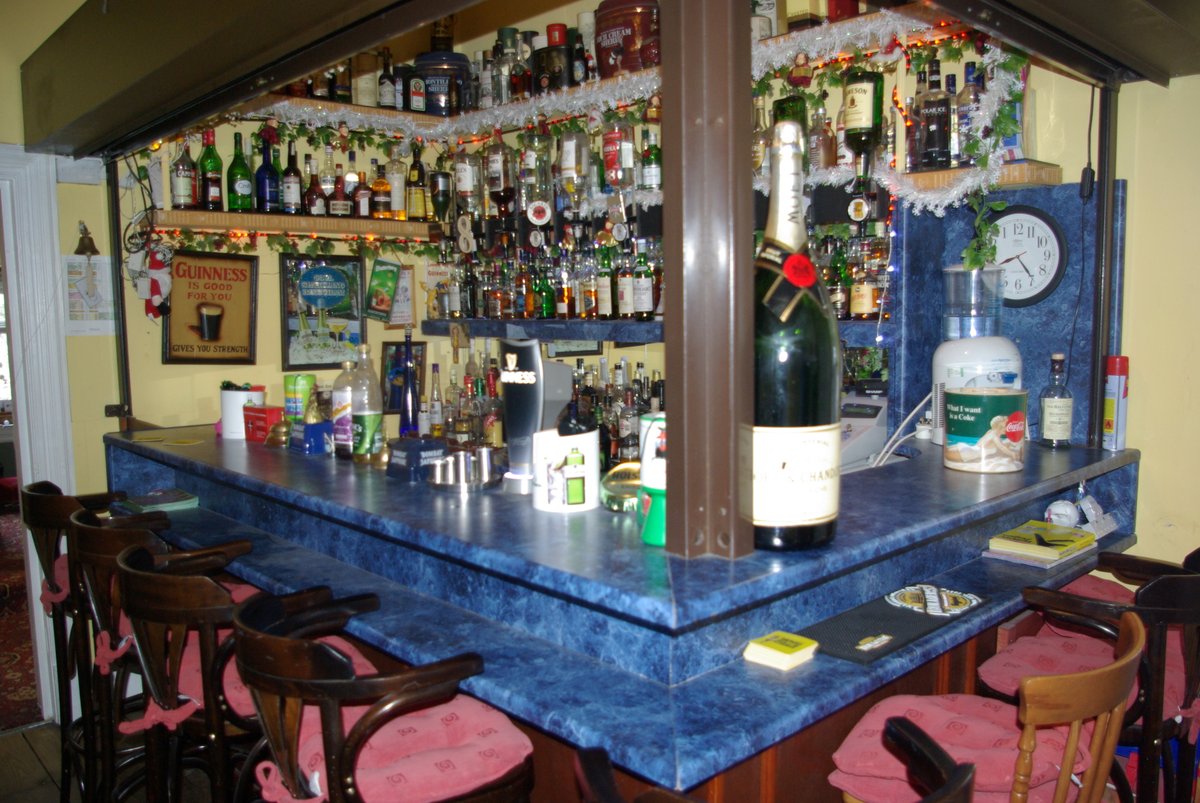 Menai Bank Hotel Bar or Lounge: Pictures & Reviews - Tripadvisor