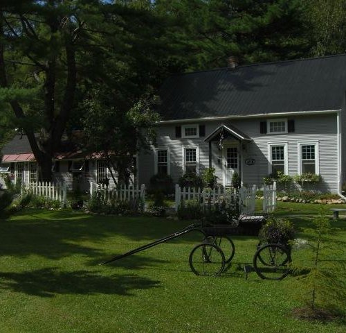 Stone Boat Farm Bed and Breakfast image