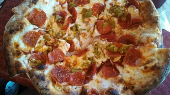                   Zeffiro pizza with chicken
                