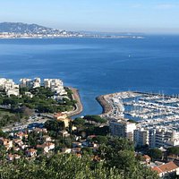 Baie de Cannes vue du Mont San Peyre