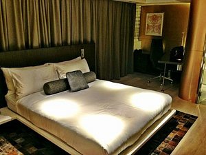 OVOLO CENTRAL: UPDATED 2023 Hotel Reviews, Price Comparison and 619 ...