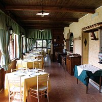 Si organizzano banchetti e feste