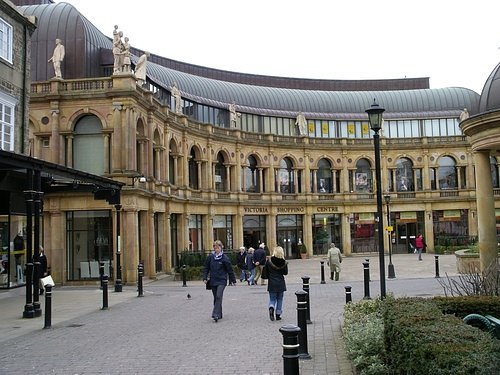 Shopping - Victoria Gardens Shopping Centre