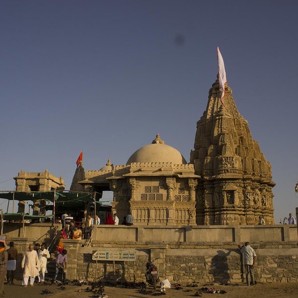 Dwarkadhish Temple (Dwarka) - 2021 What to Know Before You Go (with ...