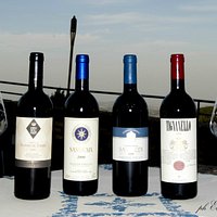 accurata carta dei vini, birre artigianali e distillati