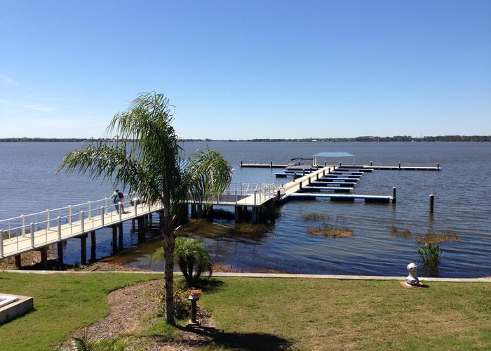                   Lake Dora
                