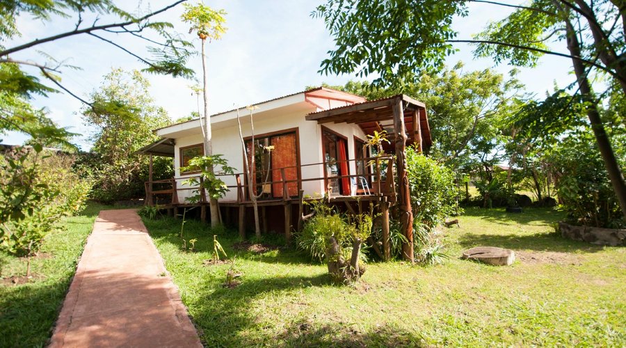                   cabin
                