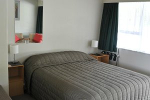Room & Suite