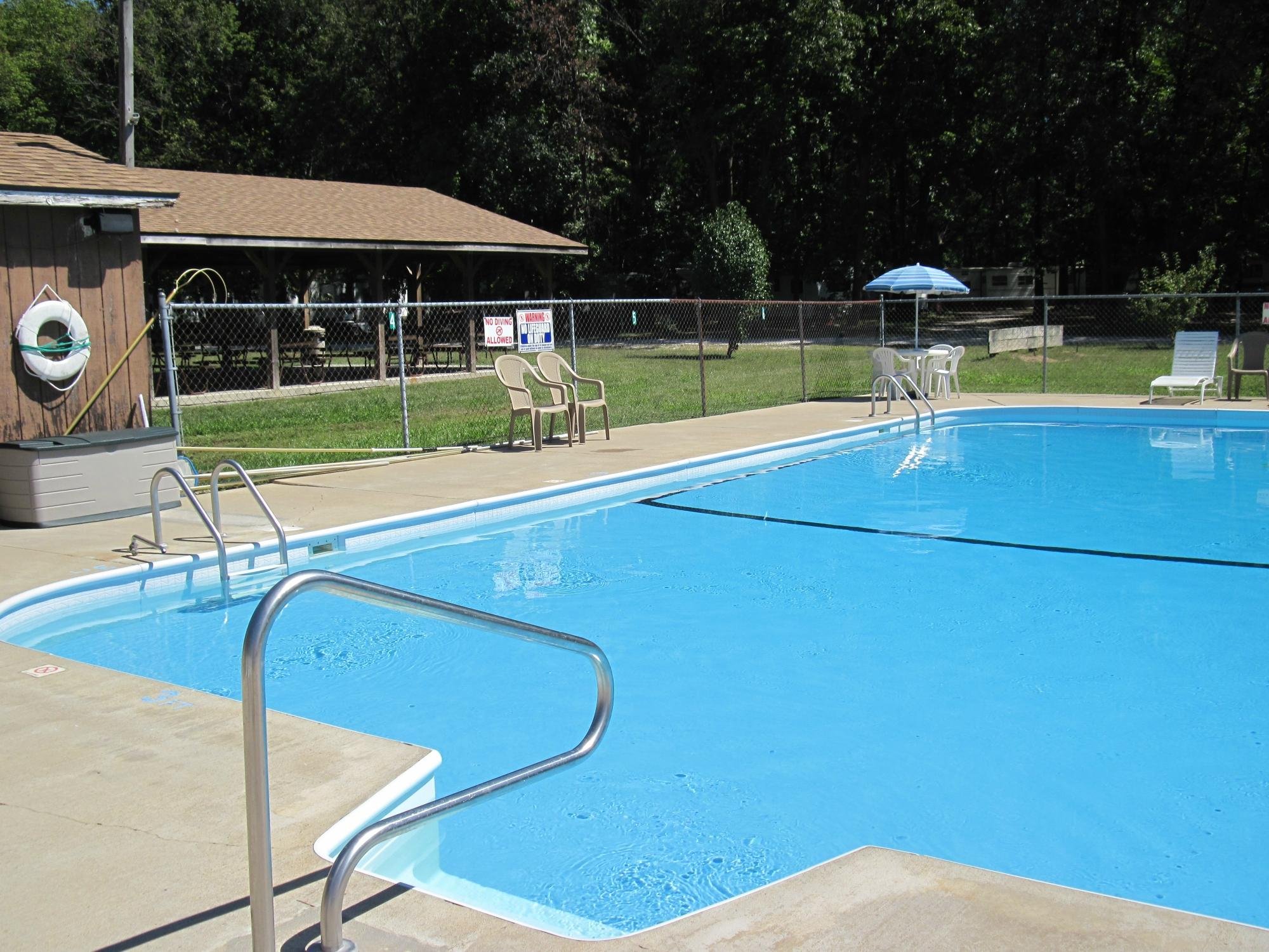 Escape to Robin Hood's Woods: Your Illinois Adventure Awaits