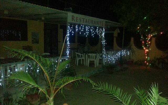 El hotel de noche