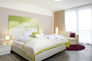Room & Suite