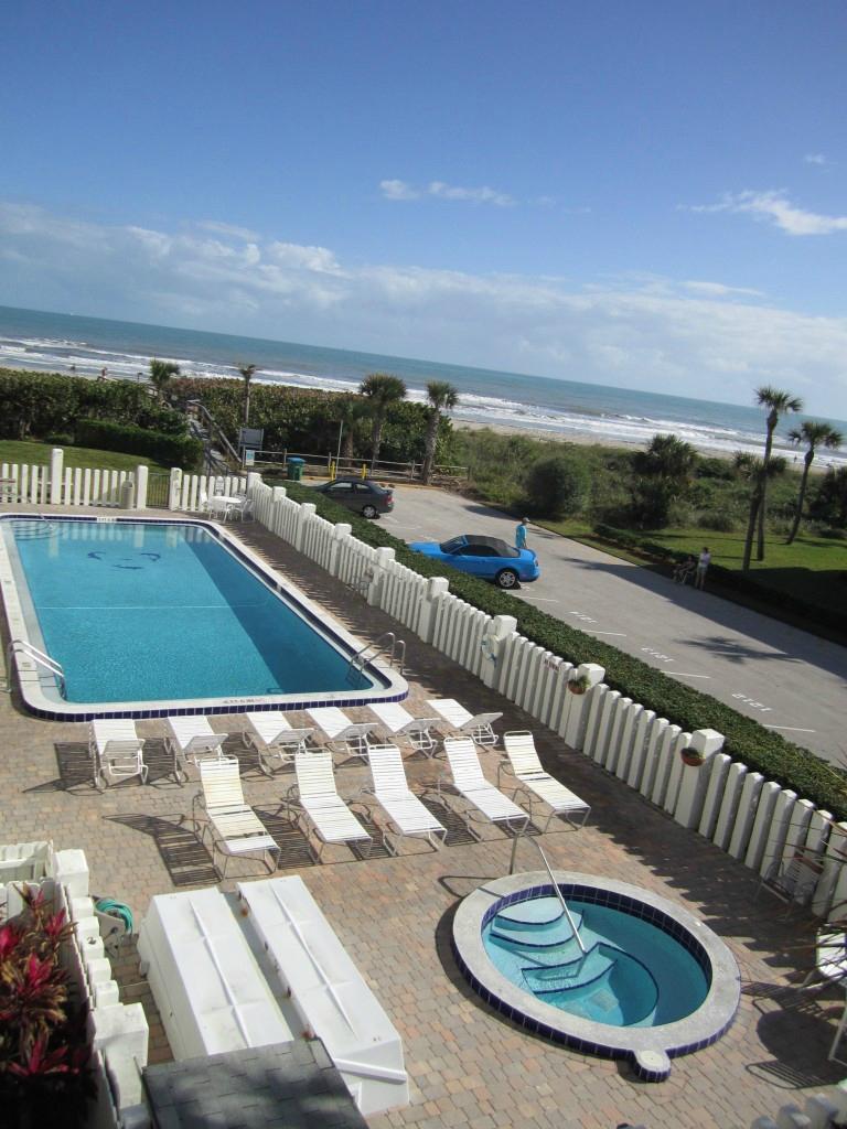 Cape Winds Resort Cocoa Beach: Your Ultimate Beach Getaway