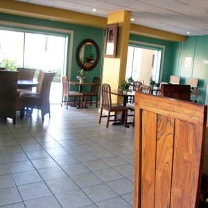 Junkanoo Beach Resort, hotel in Nassau