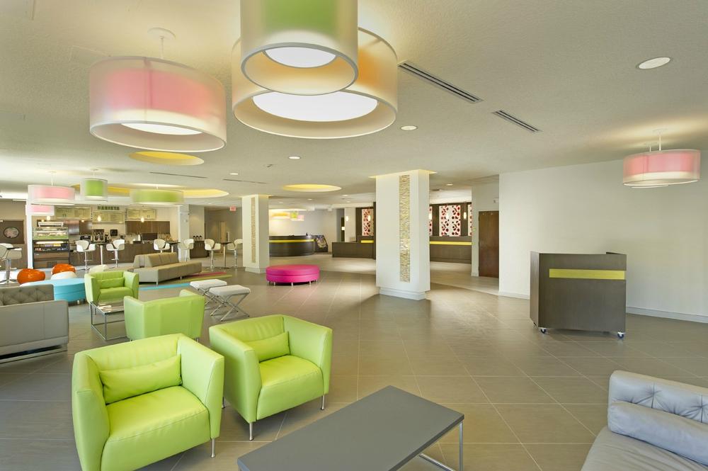 Hotel photo 12 of Avanti International Resort.