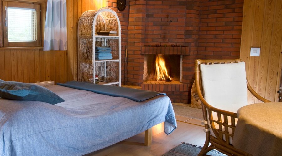 Cabin fire place