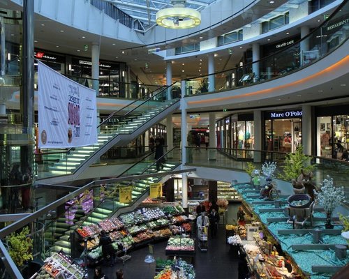 Top 8 Shopping Malls in Vienna for an Exhilarating Retail Experience