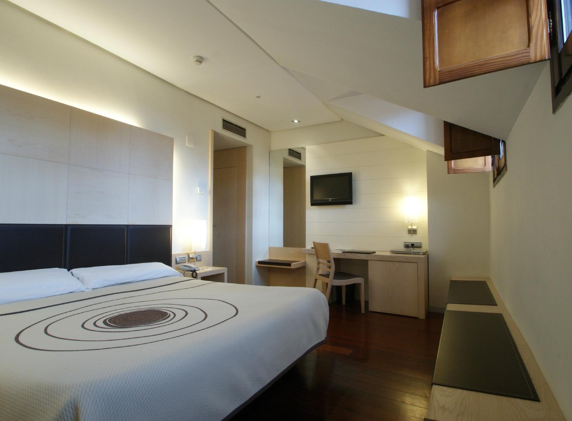 Hotel Mozart by null