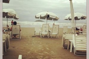 Piscina e praia