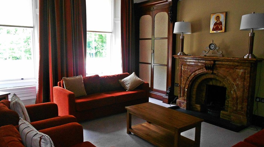 Lounge Room