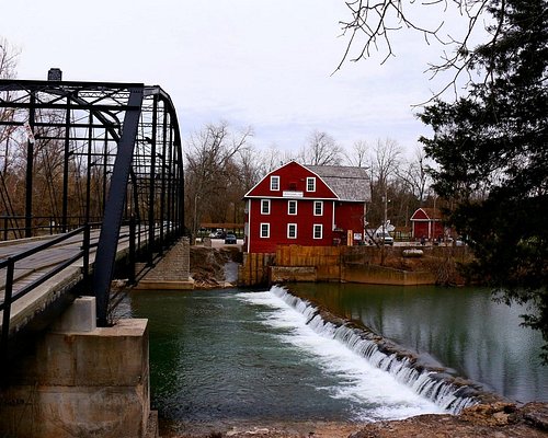 Is Rogers Arkansas a safe place to visit?