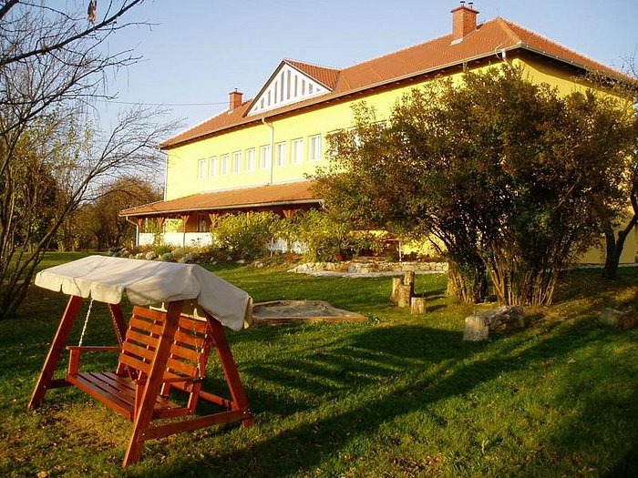 Hotel Stará Škola , Mezná, República Checa - 32 Comentários de  clientes . Reserve agora o seu hotel!