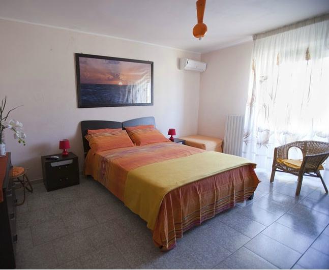 CASA VACANZA MEDITERRANEO KR (AU$78): 2023 Prices & Reviews (Crotone ...